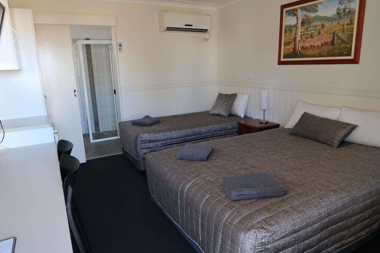Charleville Waltzing Matilda Motor Inn Exterior photo