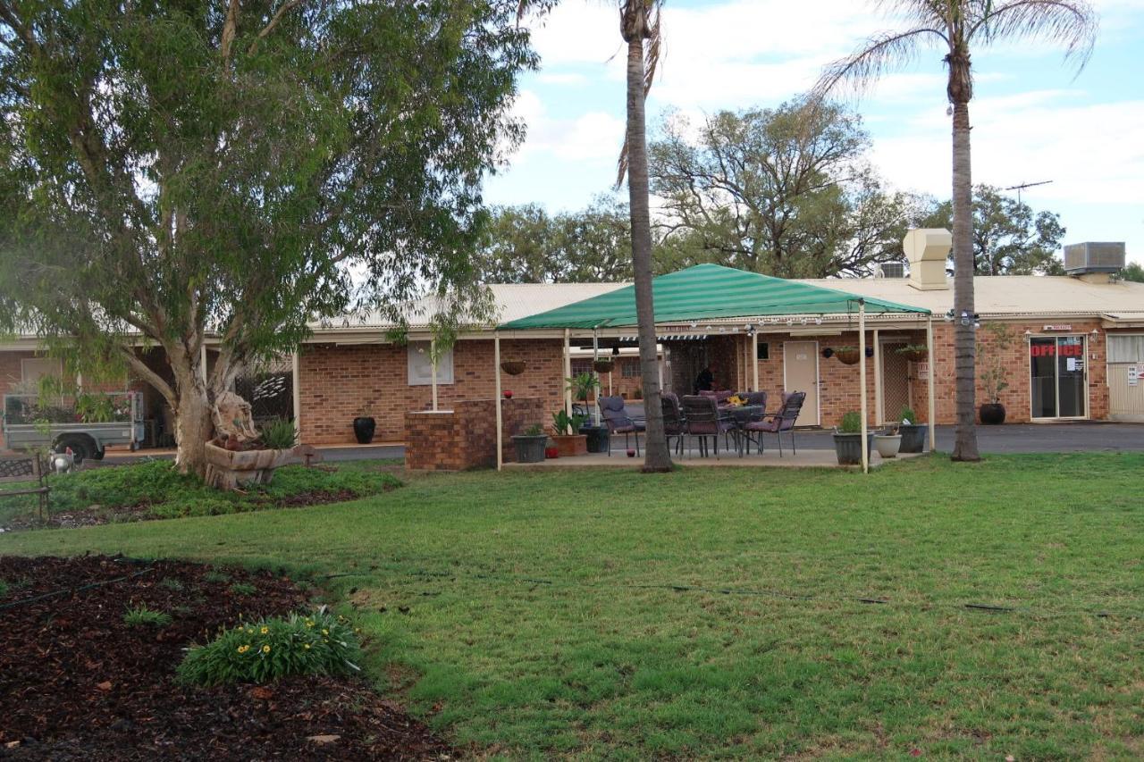 Charleville Waltzing Matilda Motor Inn Exterior photo