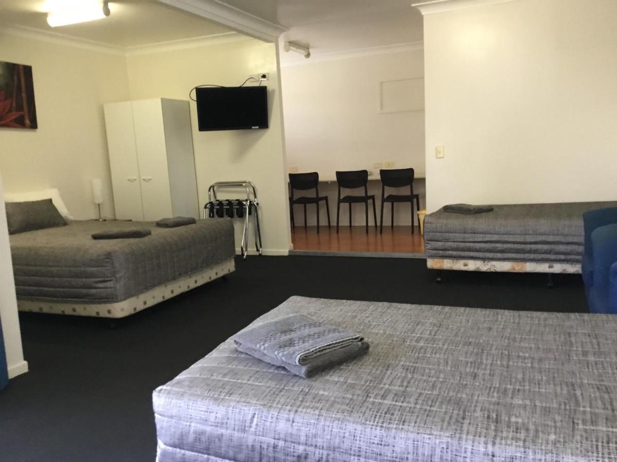 Charleville Waltzing Matilda Motor Inn Exterior photo