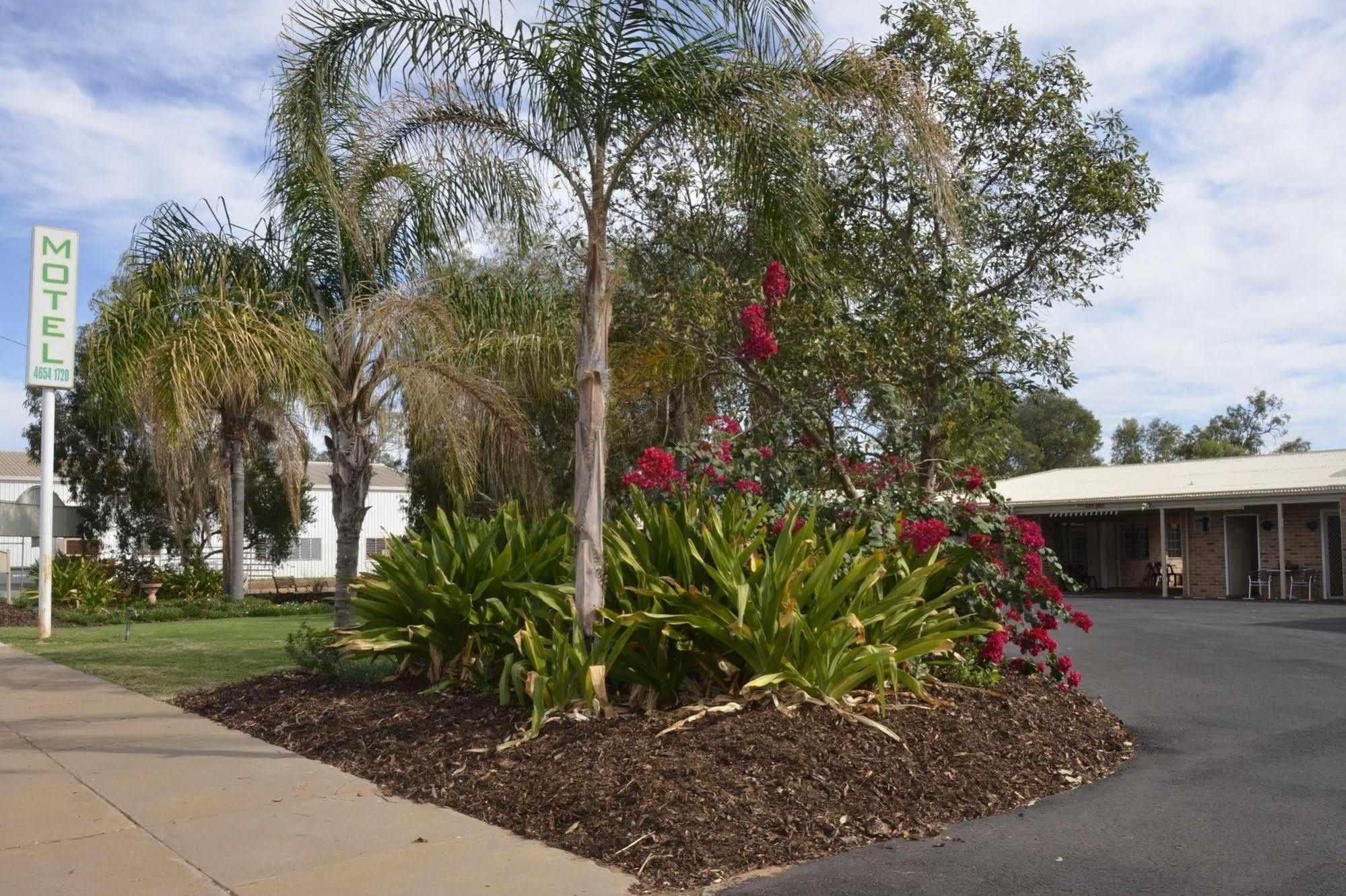Charleville Waltzing Matilda Motor Inn Exterior photo